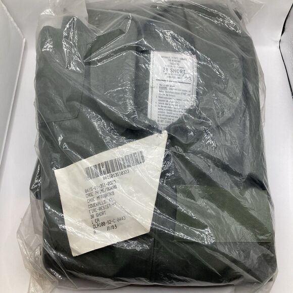 *Recalled* US Navy Issued Fire Resistant Coveralls Flight Suit Sage Green 38S - Picture 12 of 15